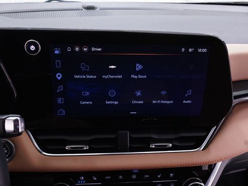 Used 2026 Chevrolet Equinox ACTIV w/ Convenience Package III FWD image 14