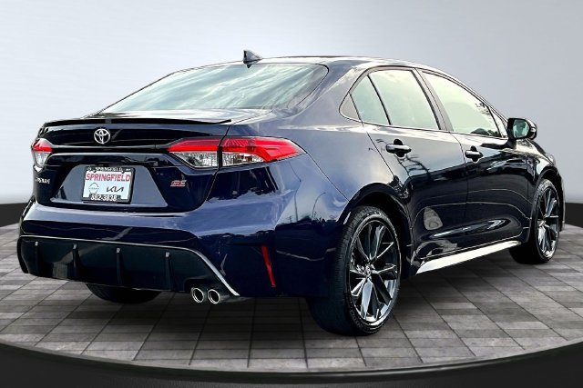 Used 2026 Toyota Corolla SE w/ SE Package FWD image 6