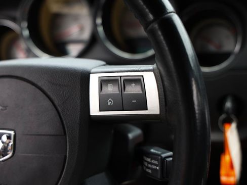 Used 2010 Dodge Challenger SE RWD image 24