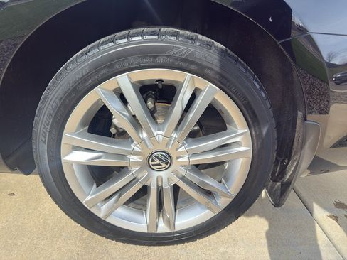 Used 2015 Volkswagen Golf TDI SE image 18