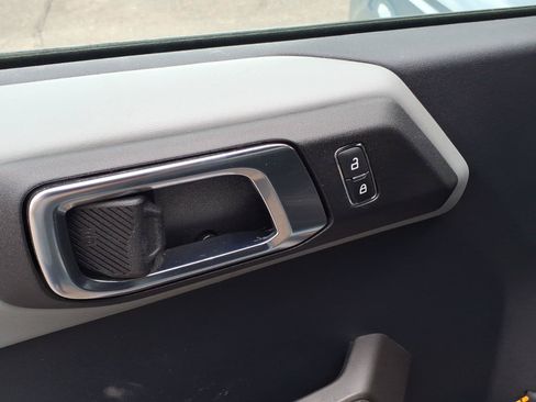 Used 2021 Ford Bronco Badlands AWD/4WD image 15