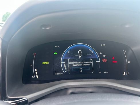 Used 2025 Toyota Camry SE FWD image 20