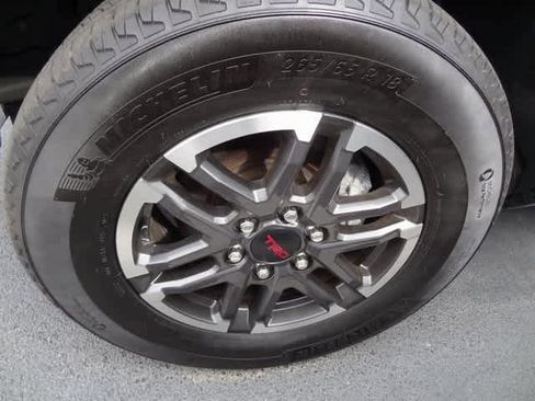 Used 2024 Toyota Tacoma TRD Sport w/ TRD Sport Upgrade Package image 26