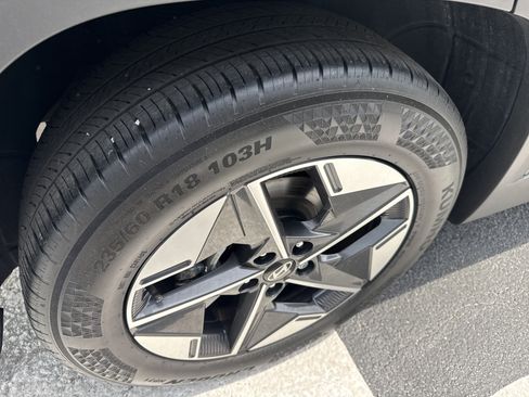 Used 2025 Hyundai Tucson SEL FWD image 11