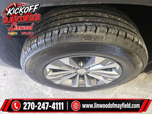 Used 2026 Chevrolet Equinox LT w/ Convenience Package II AWD/4WD image 8