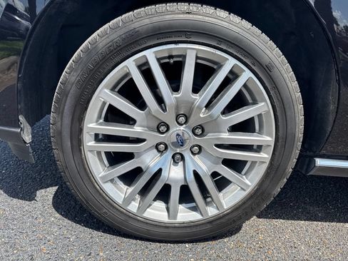 Used 2024 Ford Expedition Max Limited RWD image 13