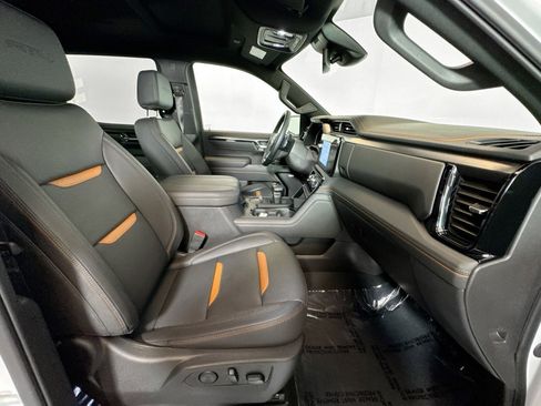 Used 2025 GMC Sierra 1500 AT4 image 26