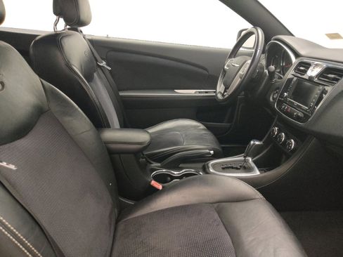 Used 2014 Chrysler 200 S image 21