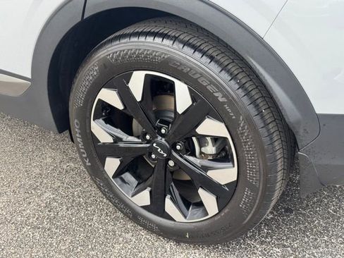 Certified 2023 Kia Sportage X-Line w/ X-Line Premium Package AWD/4WD image 6