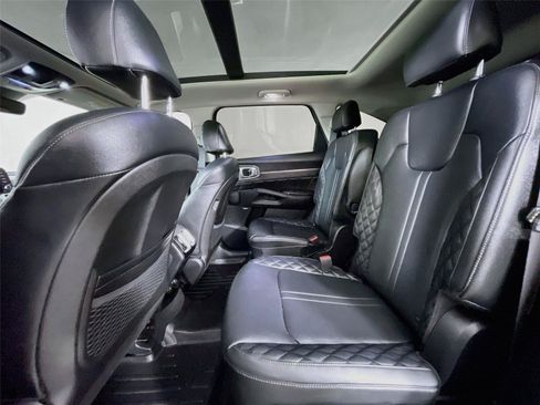 Certified 2022 Kia Sorento SX FWD image 29