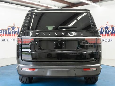 Used 2022 Jeep Wagoneer Series II RWD image 23