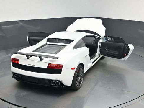 Used 2014 Lamborghini Gallardo LP 550-2 image 29