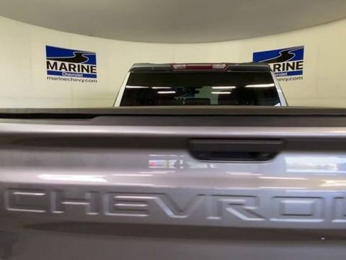 Used 2020 Chevrolet Silverado 1500 Custom AWD/4WD image 9