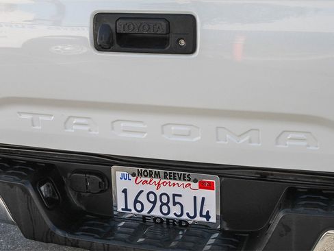 Used 2021 Toyota Tacoma SR5 image 12