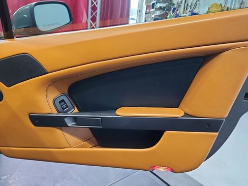 Used 2008 Aston Martin V8 Vantage Roadster RWD image 17