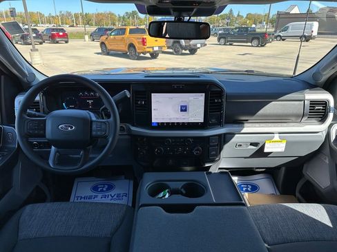 New 2026 Ford F350 XLT w/ XLT Premium Package AWD/4WD image 15