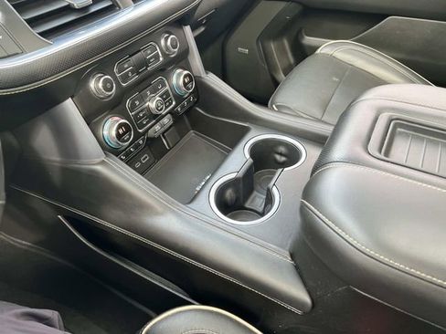 Used 2021 GMC Yukon SLT image 20