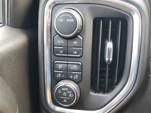 Certified 2021 Chevrolet Silverado 1500 LT Trail Boss w/ Convenience Package II image 27