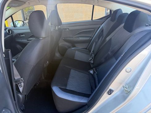 Used 2025 Nissan Versa SV image 11