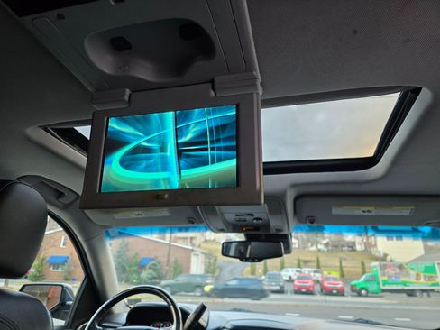 Used 2015 Chevrolet Tahoe LT image 21