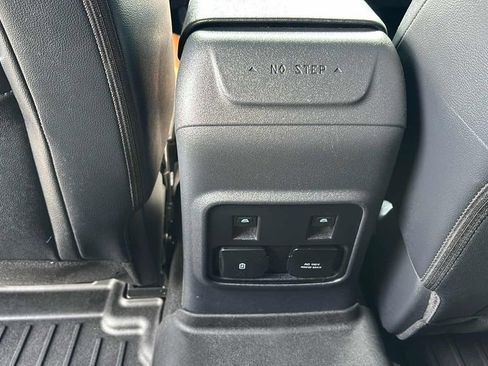 Used 2023 Ford Bronco Outer Banks image 43