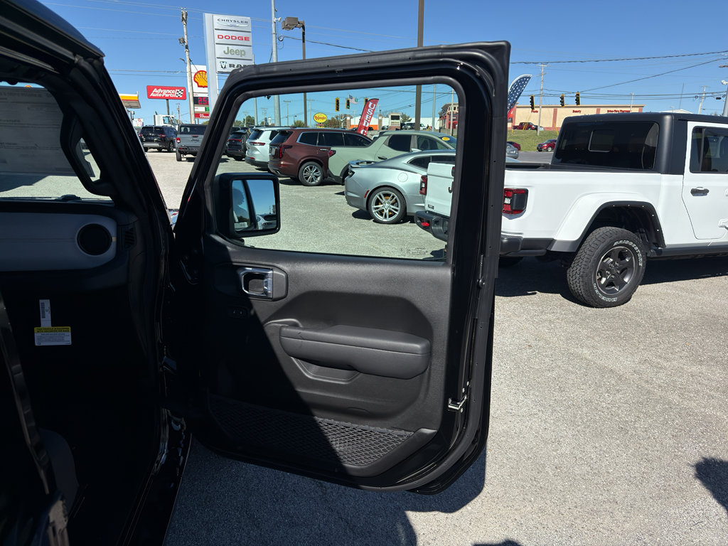 New 2025 Jeep Gladiator Sport AWD/4WD image 14