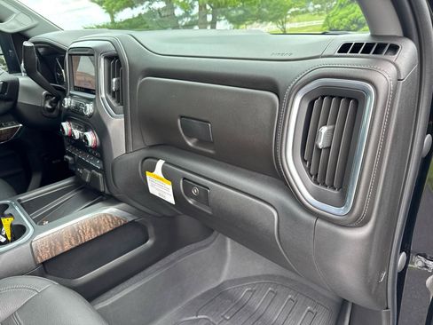 Used 2020 GMC Sierra 3500 Denali w/ Denali Ultimate Package AWD/4WD image 31