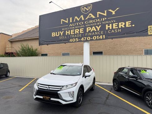Used 2020 Mitsubishi Eclipse Cross ES FWD image 3