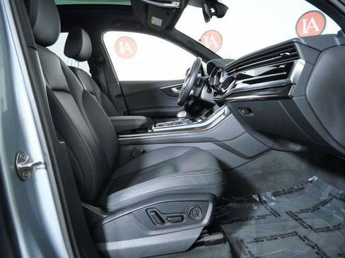 Used 2025 Audi Q7 2.0T Premium Plus AWD/4WD image 11