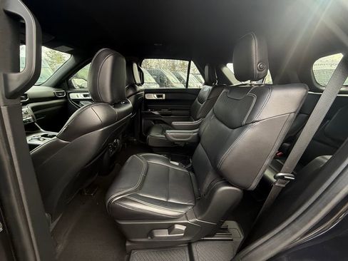 Used 2020 Ford Explorer ST w/ ST Street Pack image 12