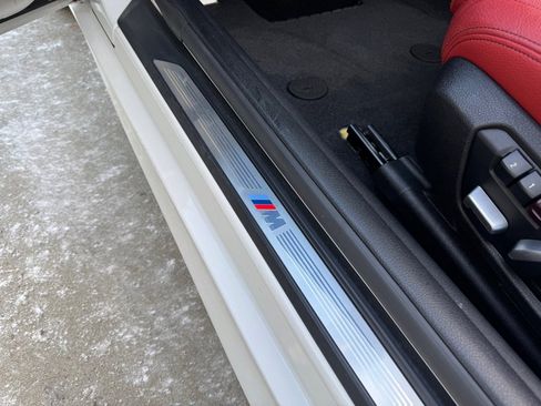 Used 2017 BMW 230i Convertible image 12