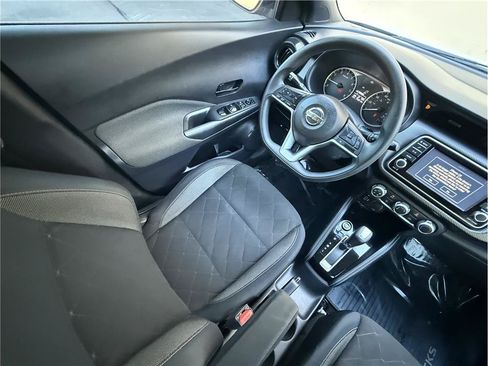 Used 2018 Nissan Kicks S FWD image 7
