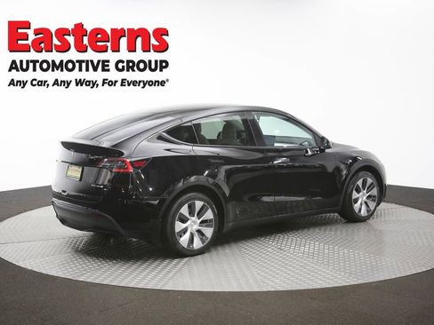 Used 2021 Tesla Model Y Long Range AWD/4WD image 36