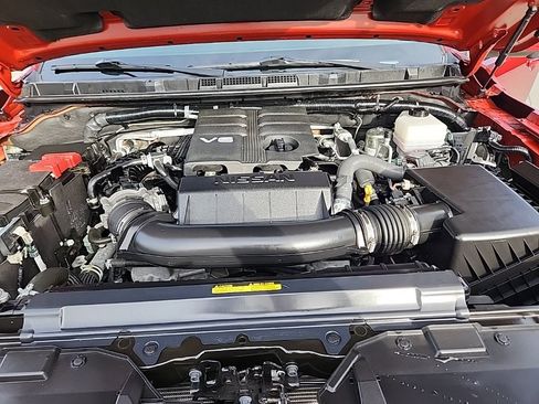 Used 2023 Nissan Frontier PRO-4X w/ Pro Convenience Package image 29