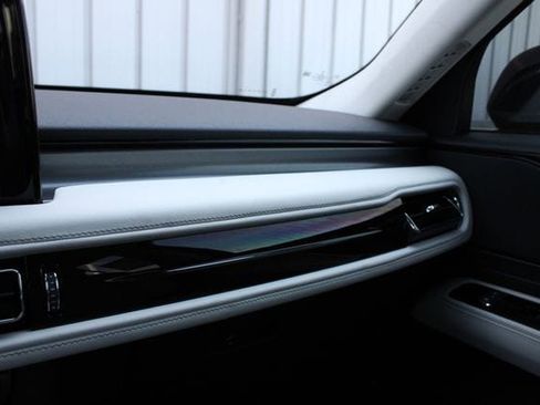 New 2026 Lincoln Aviator AWD image 48