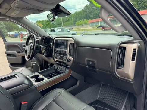 Used 2018 GMC Sierra 1500 Denali w/ Denali Ultimate Package AWD/4WD image 24