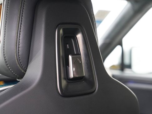 Used 2024 Rivian R1S Adventure AWD/4WD image 19