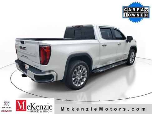 Used 2023 GMC Sierra 1500 Denali w/ Technology Package AWD/4WD image 4