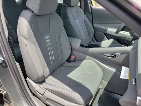 New 2026 Hyundai Elantra Sport FWD image 20
