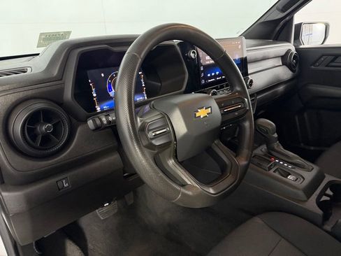 Used 2023 Chevrolet Colorado W/T RWD image 19