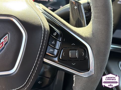 Used 2024 Chevrolet Corvette Z06 RWD image 14