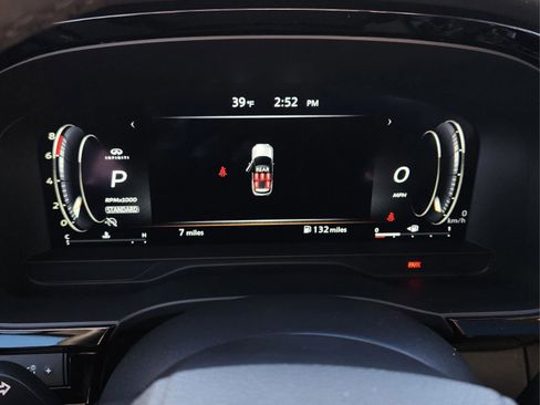 Certified 2025 INFINITI QX60 Luxe image 29