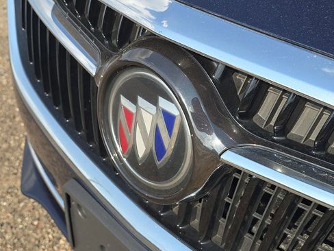 Used 2017 Buick LaCrosse Premium image 34