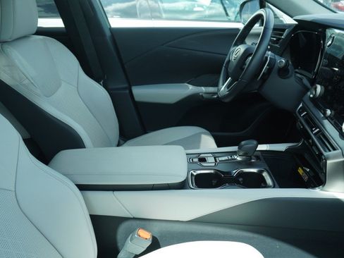 Used 2025 Lexus RX 350 Premium FWD image 9