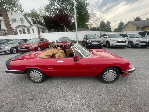 Used 1990 Alfa Romeo Spider Graduate RWD image 7