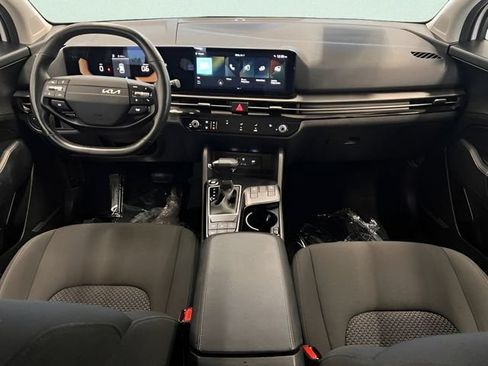 Used 2026 Kia Sportage LX AWD/4WD image 19
