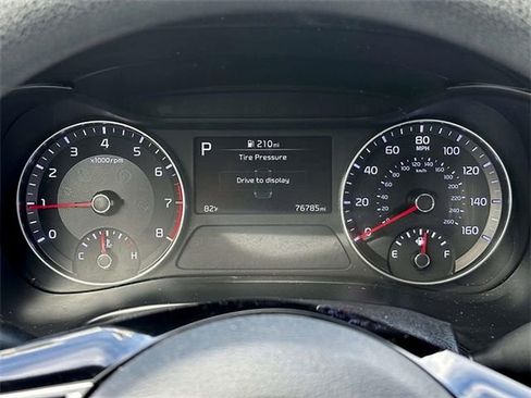 Used 2022 Kia Forte LXS w/ LXS Technology Package image 14