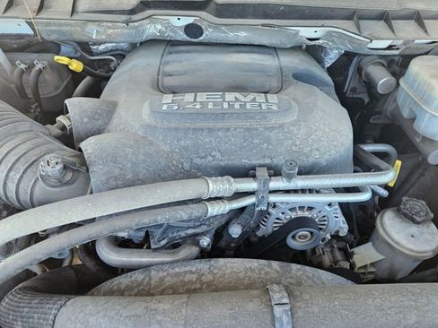 Used 2018 RAM 2500 Tradesman w/ Chrome Appearance Group AWD/4WD image 22