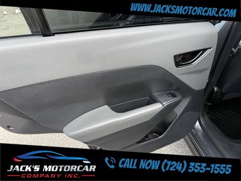 Used 2024 Subaru Crosstrek 2.0i Premium image 27