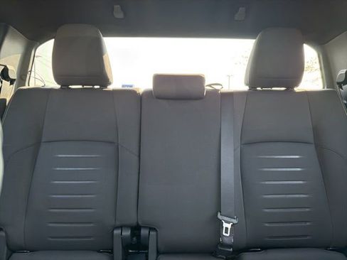 Used 2024 Toyota Tacoma TRD Off-Road AWD/4WD image 29